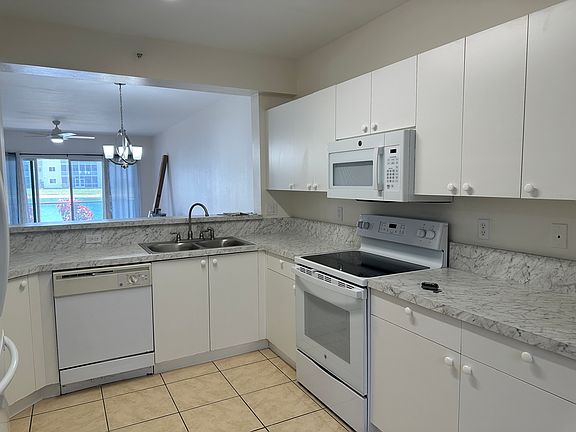 3rd image of 7818 Great Heron Way APT 105