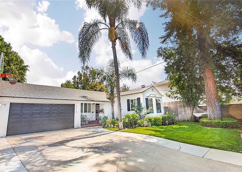 1st image of 4418 Bellflower Ave