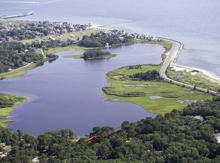 19 Farm Pond Rd, Oak Bluffs, MA 02557