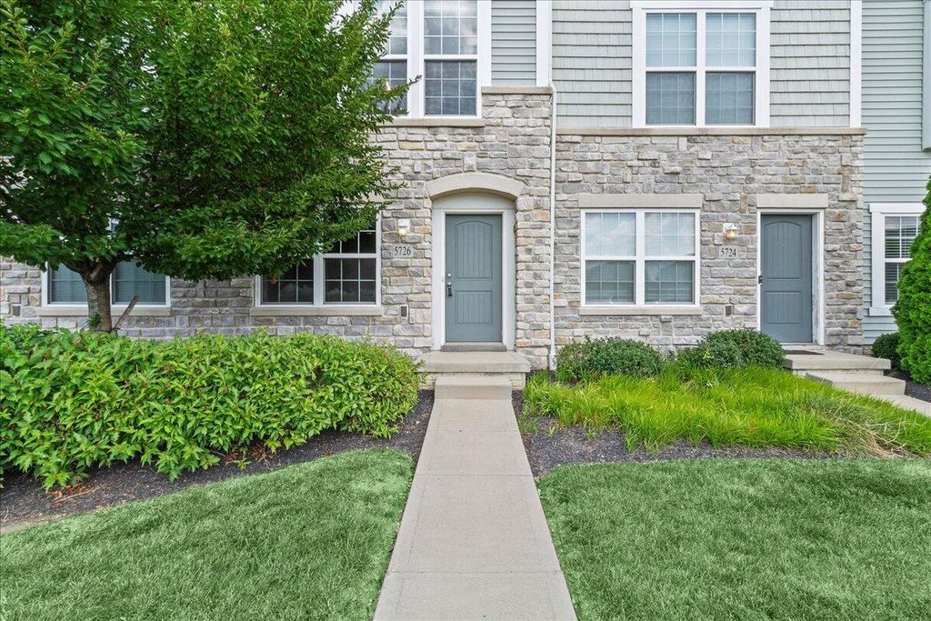 Real estate listing image
