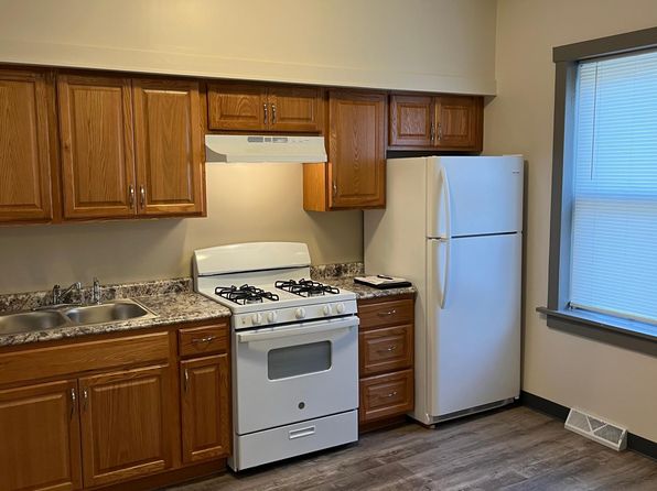 2235 7th St NE APT 1