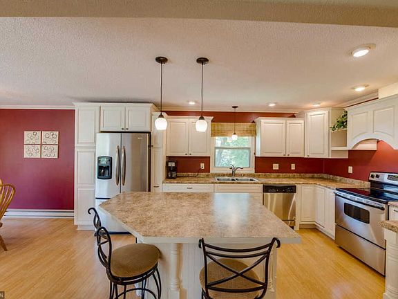 2nd image of 657 Deerwood Dr