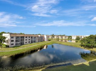 Sunrise Lakes Phase 4, Sunrise, FL 33322