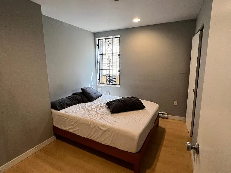 1327 N 16th St #1 — Photo 3