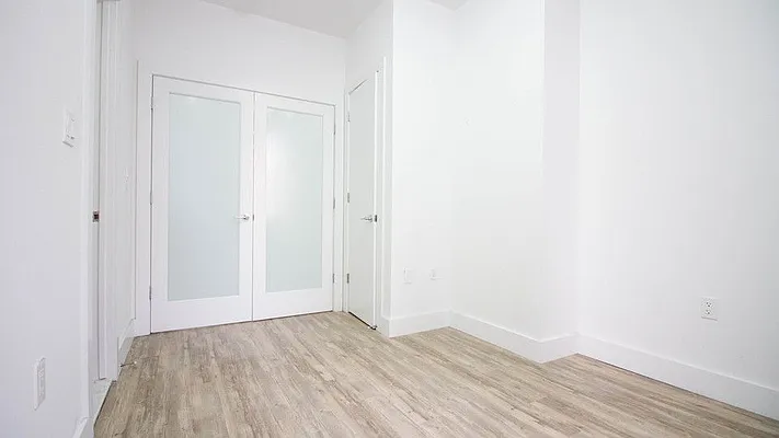 Rented by Nooklyn NYC LLC | media 8