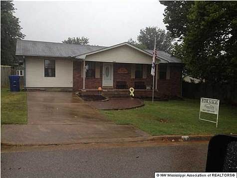 2nd image of 6565 Heather Rd