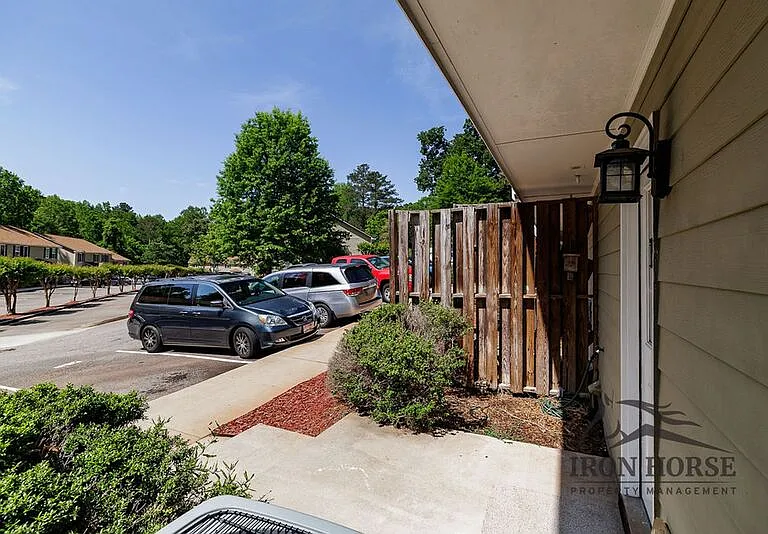 105 Westchester Dr #A8 — Photo 22