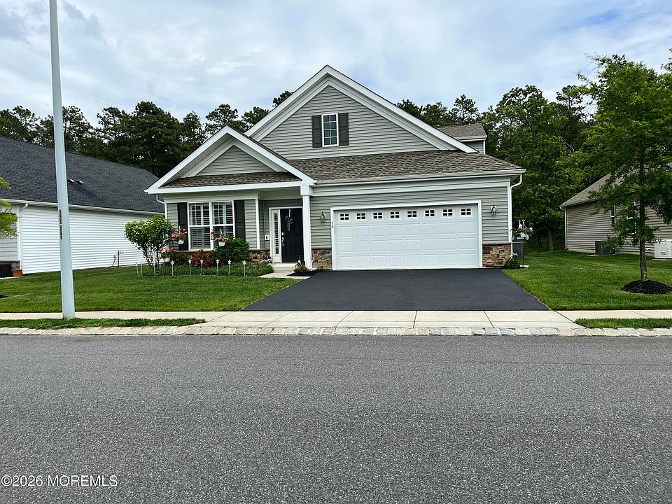 1st image of 70 Woodside Lane