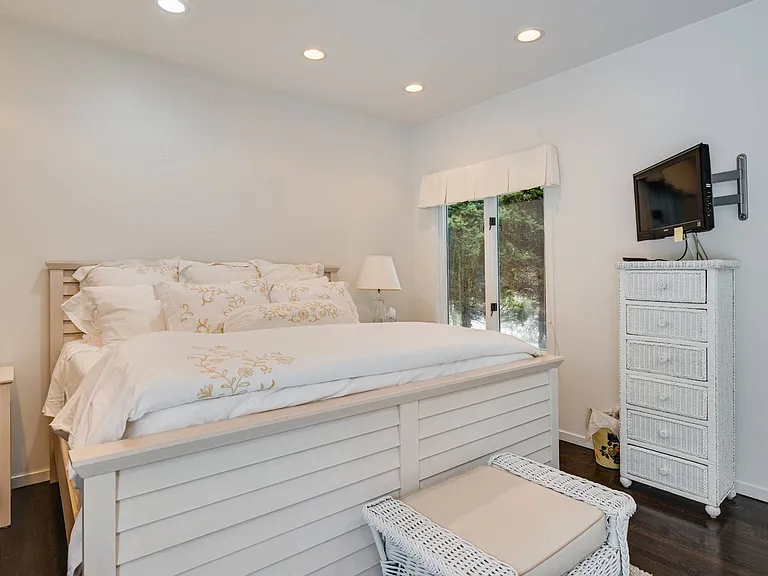 14 Rose Hill Rd — Photo 15