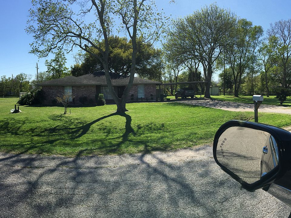1st image of 4207 Meadowbend Dr