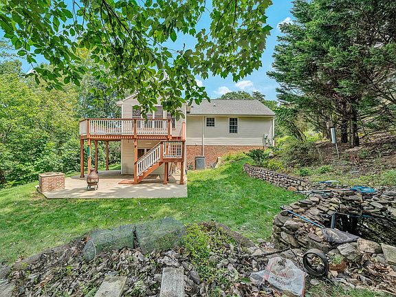 4th image of 5516 Warwood Dr