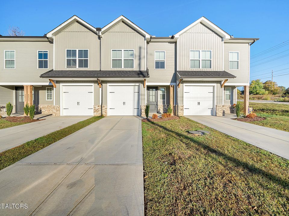 1st image of 4837 Moon Lake Ln