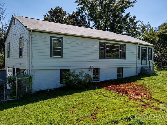 5th image of 101 Harris Dr #8