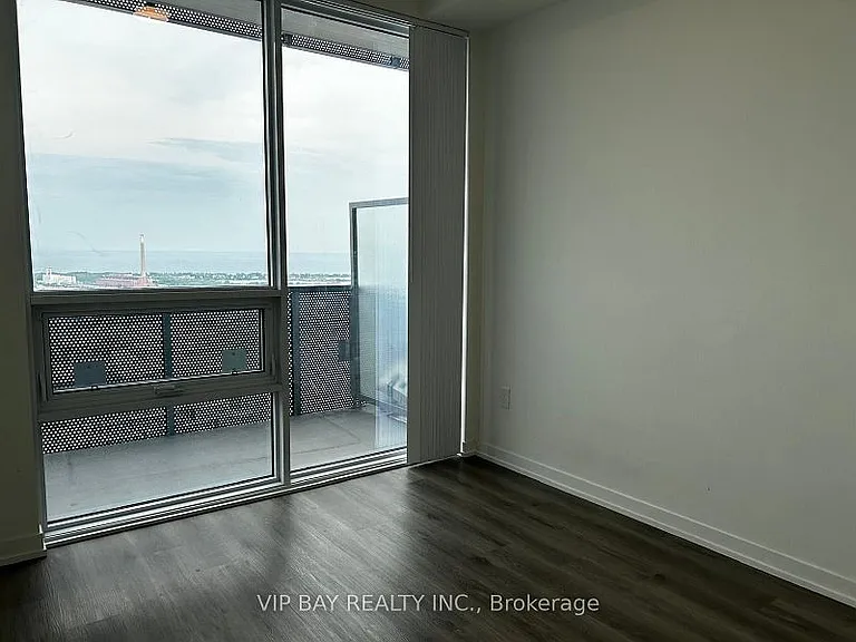 138 Downes St #5905 — Photo 42