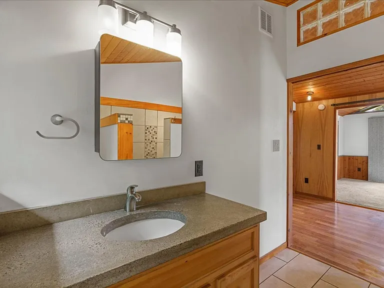 31 Hapapa Rd #B — Photo 23