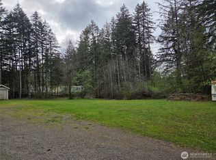 1266 E Pickering Rd, Shelton, WA 98584