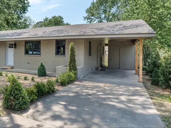 303 SW F St, Bentonville, AR 72712