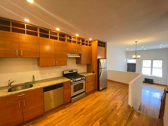2nd image of 291 Nostrand Ave #1