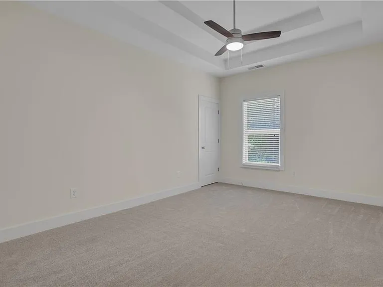 3228 Silver Lake Dr NE — Photo 27