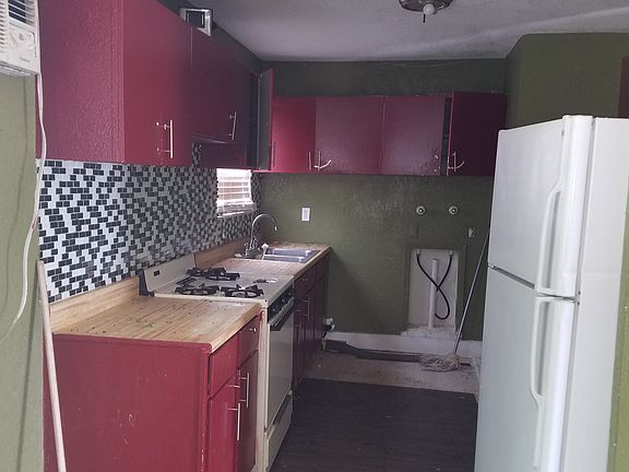 4th image of 135 Aldrich Dr