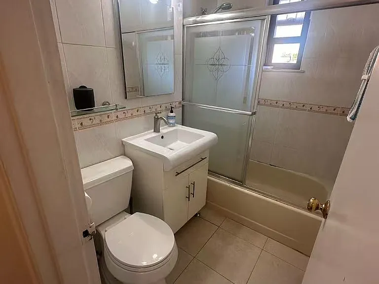 69-95 Park Dr E #B — Photo 6