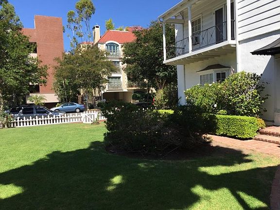 3rd image of 308 S Spalding Dr #1/2