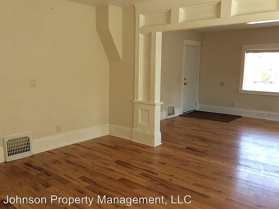5th image of 1603 W Shannon Ave #1