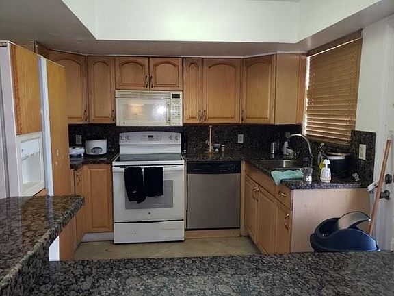 2nd image of 11930 NE 19th Dr APT 19