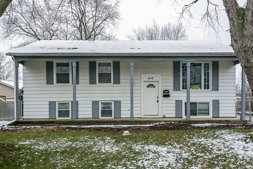 1st image of 410 E Maple Dr