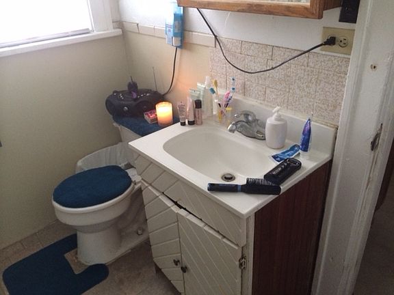5th image of 823 9th St