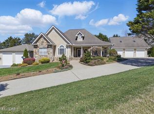 5112 Windsor Springs Ln, Knoxville, TN 37914