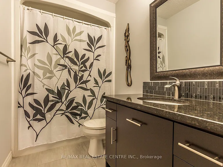 44 Lemon Grass St — Photo 18