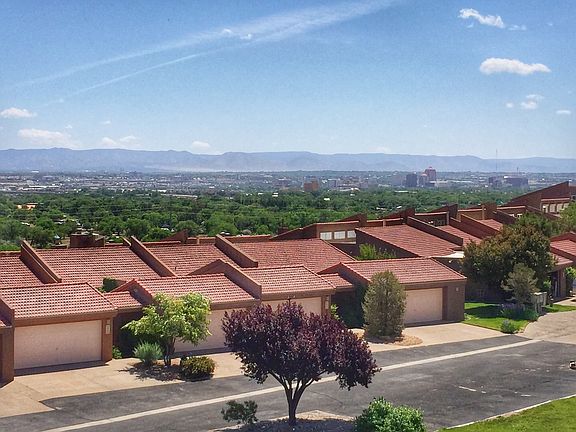 3rd image of 2700 Vista Grande Dr NW Unit 81