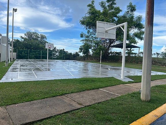 4th image of Condominio Montebello