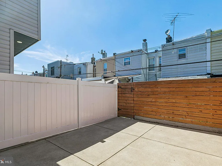 3156 Almond St — Photo 48
