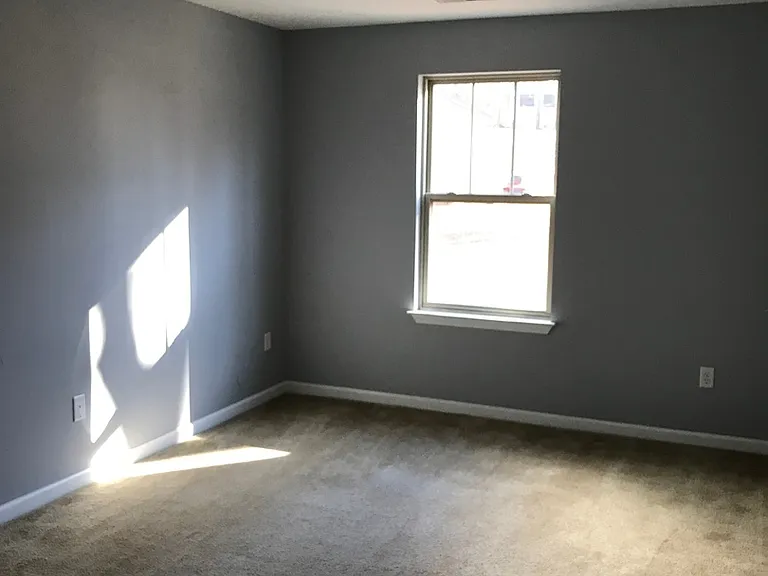 69 Thunderbird Dr — Photo 10