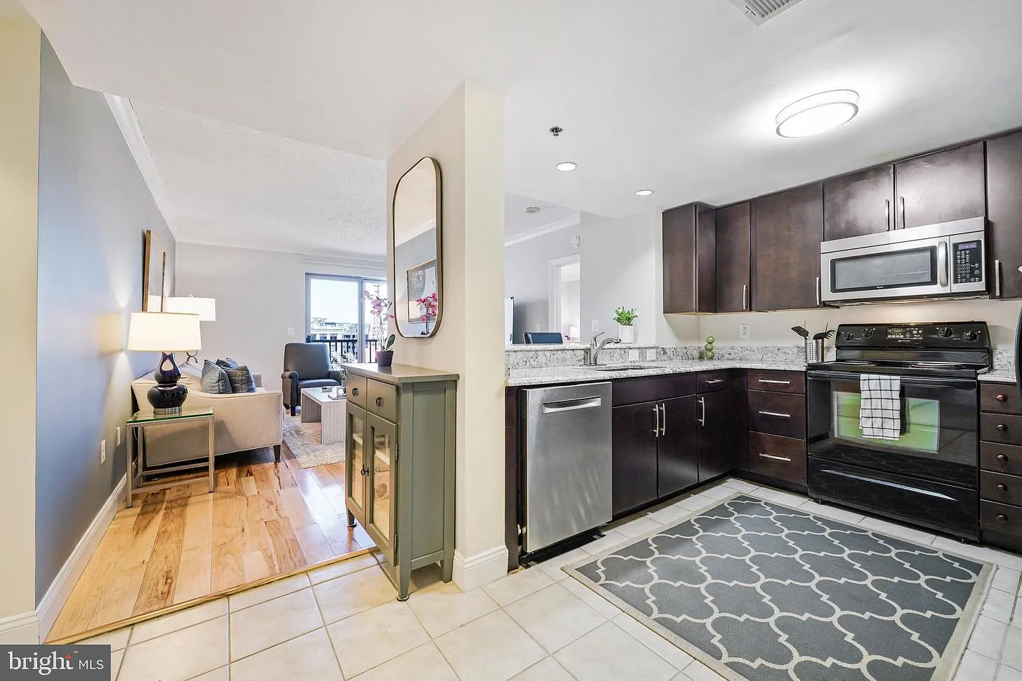 777 7th St NW APT 1124 photo 1
