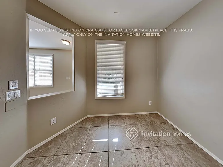16339 N 171st Dr — Photo 11