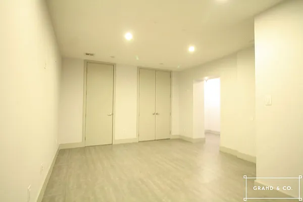 Rented by Grand & Co. | media 38