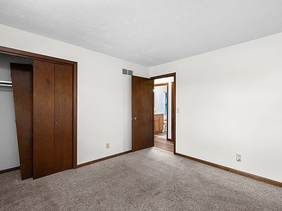 3rd image of 6206 Telegraph Rd