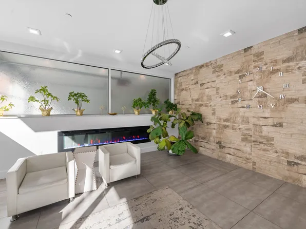 1769 East 13th Street image 4 of 17