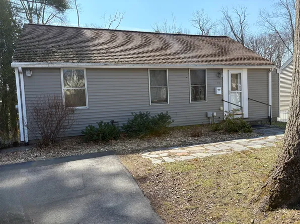 32 Woodman Rd, Durham, NH 03824