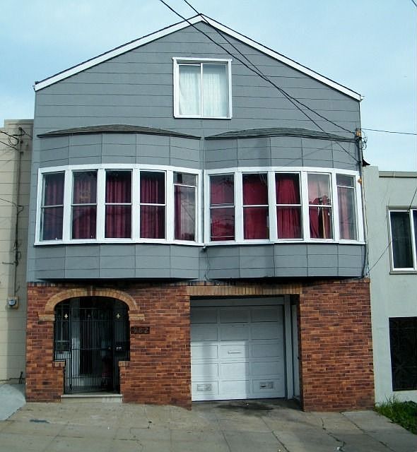1st image of 982 Hollister Ave