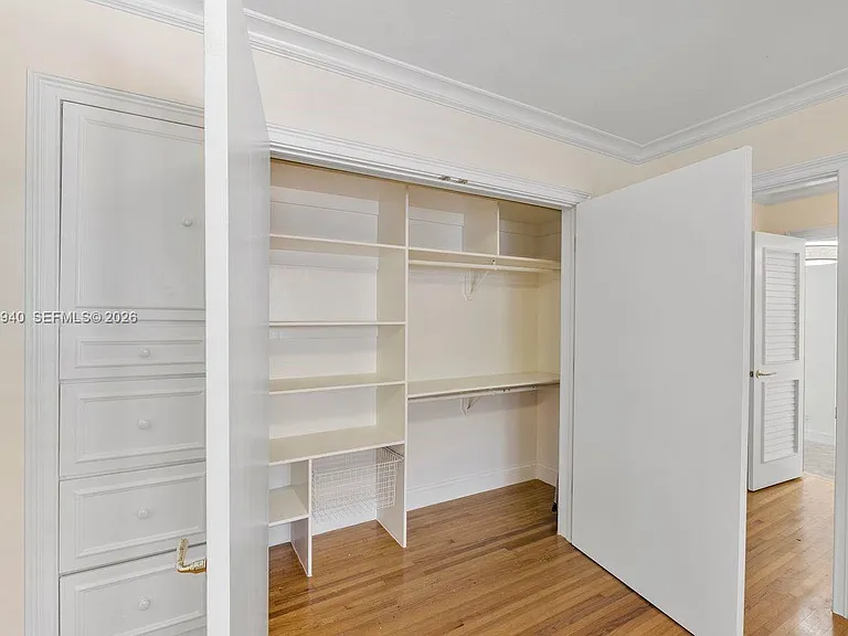 1037 Alfonso Ave — Photo 34