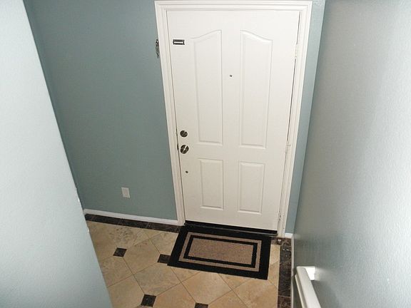 2nd image of 292 Tustin Field Dr