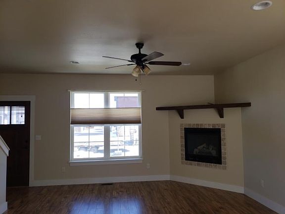 5th image of 2411 Milkhouse Ave