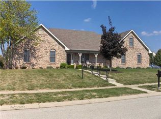382 Shepherd Ct, Greenfield, IN 46140