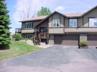 15721 Griffon Ct, Apple Valley, MN 55124