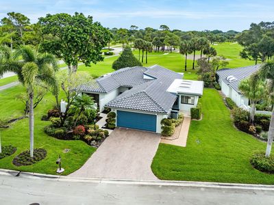 2 Woods Lane, Boynton Beach, FL, 33436