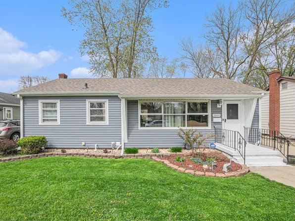 18444 School St, Lansing, IL 60438